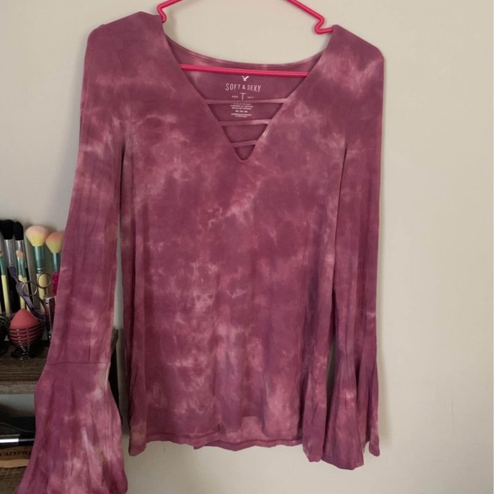 Soft & sexy AE top